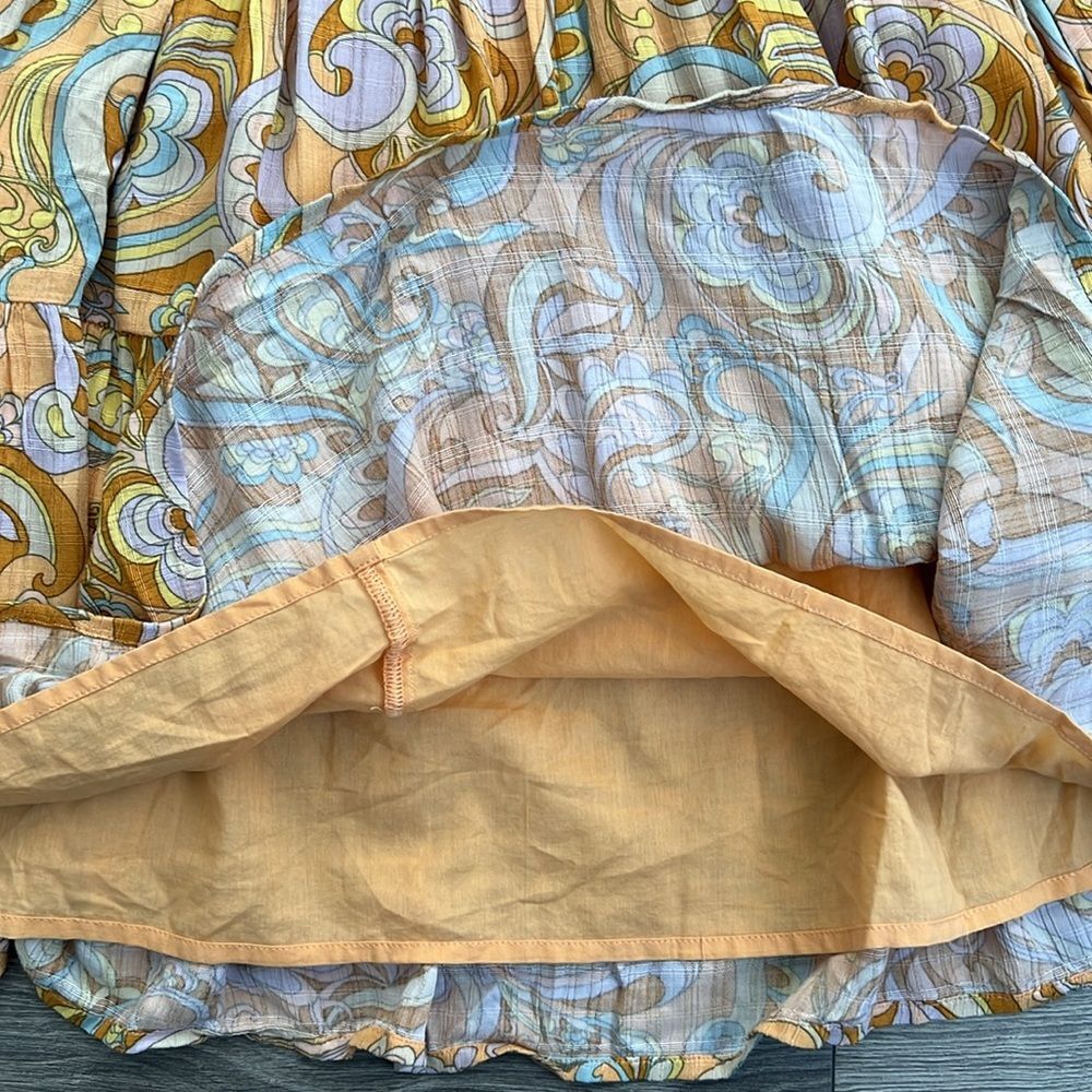 AMERICAN EAGLE Smocked Tiered Mini Dress Medium Orange Paisley 70s Retro Boho - Picture 9 of 10
